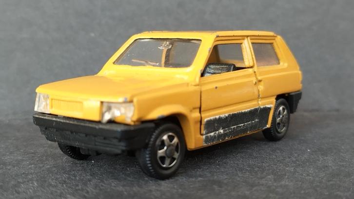 Fiat Panda 1980 1:43 Mebetoys Mattel Pol, Hobby en Vrije tijd, Modelauto's | 1:43, Zo goed als nieuw, Ophalen of Verzenden