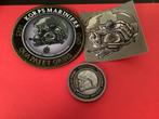 Badge en Sticker en een Coin van korp Mariniers, Ophalen of Verzenden, Marine, Nederland, Embleem of Badge