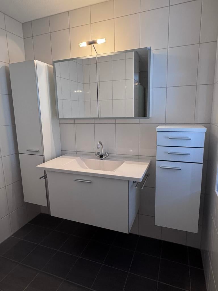 Badkamer meubel, Ophalen, Zo goed als nieuw