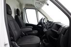 Fiat Ducato 30 2.2 MultiJet 140pk L2H2 Airco/PDC 01-2023, Auto's, Bestelauto's, Voorwielaandrijving, Electronic Stability Program (ESP)