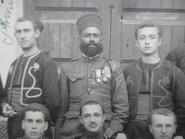Fotokaart groepsfoto Zoeaven Algerije ca 1920, Verzamelen, Militaria | Algemeen, Landmacht, Foto of Poster, Overige gebieden, Verzenden
