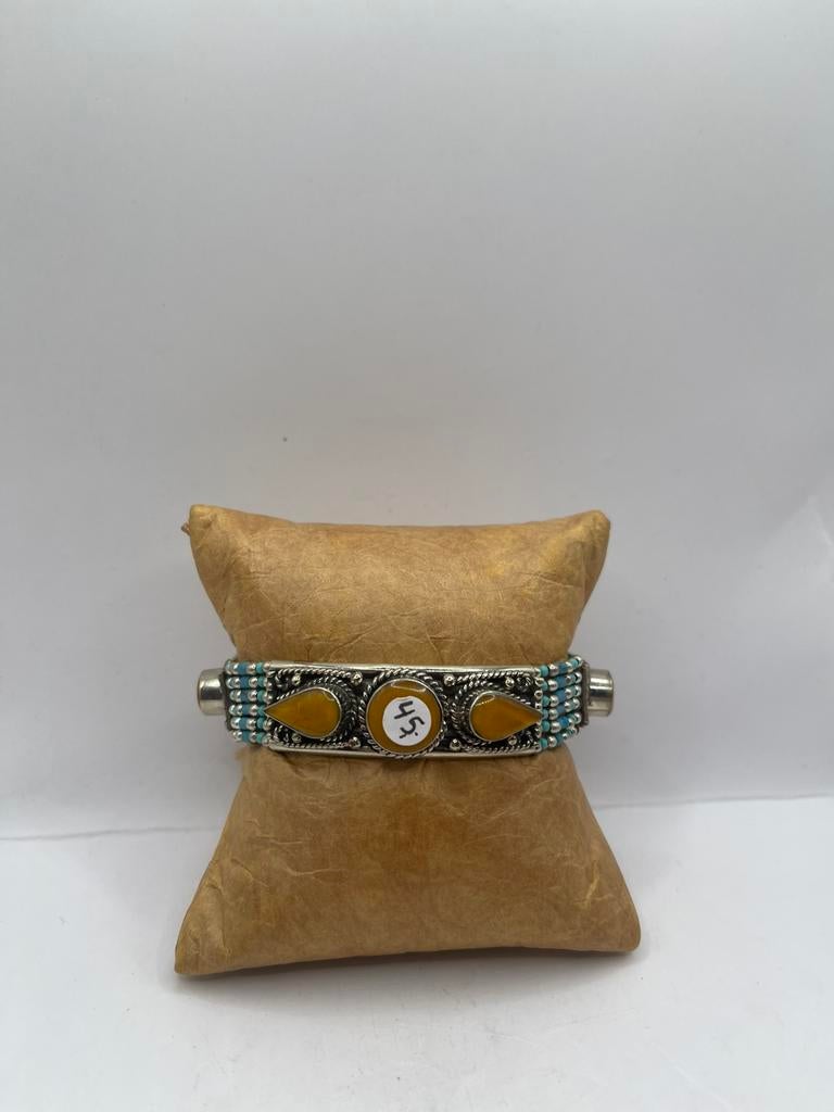 Turqouise & amber Tibetan Nepal armband handgemaakt, Sieraden, Tassen en Uiterlijk, Edelstenen, B, Ophalen of Verzenden, Zo goed als nieuw