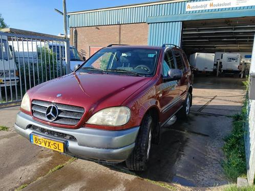 Mercedes-Benz M-klasse ML 270 CDI, Auto's, Bestelauto's, Bedrijf, Te koop, 4x4, ABS, Airbags, Airconditioning, Alarm, Centrale vergrendeling