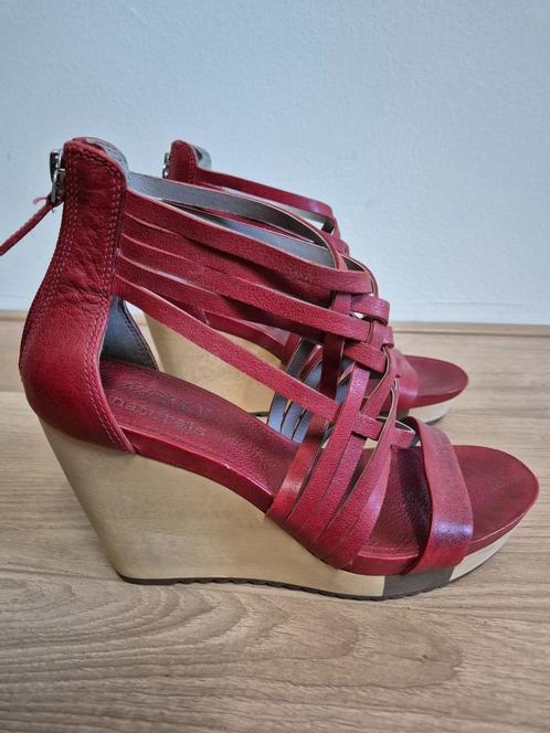 Sch104 - Als nieuwe rode leren Ecco sandalen maat 40 (1), Kleding | Dames, Schoenen, Zo goed als nieuw, Sandalen of Muiltjes, Rood