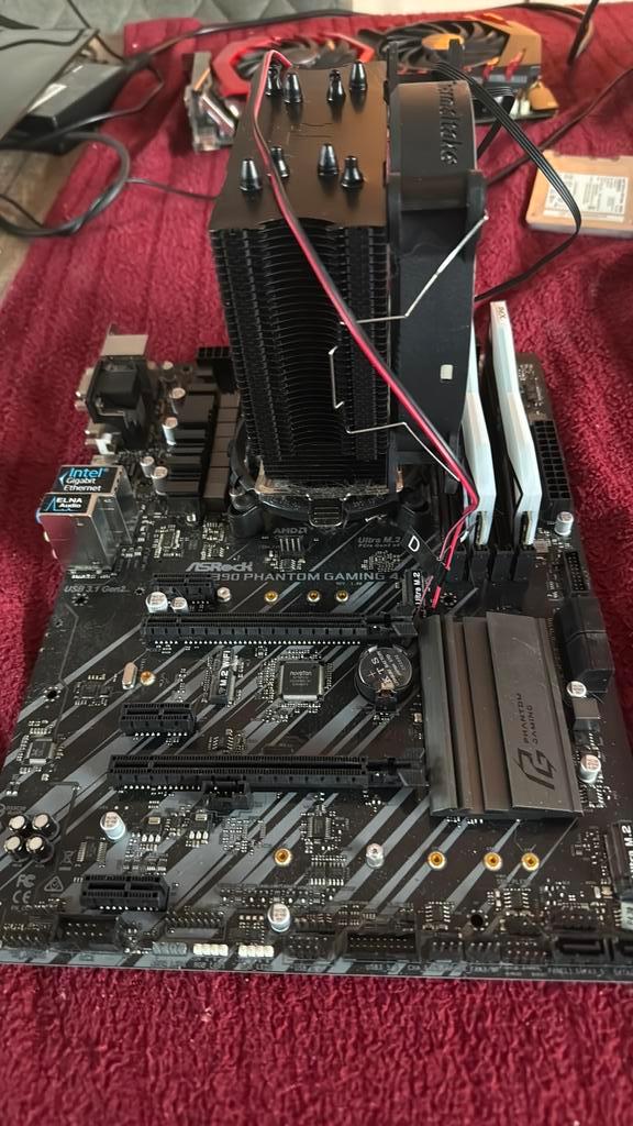 Intel i5-9600KF + Z390 moederbord + 16GB RAM, Computers en Software, Moederborden, Zo goed als nieuw, DDR4, Ophalen