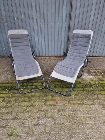 2 vouwbare ligbedden camping/ zwembad bed beschikbaar voor biedingen