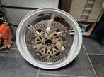 CBR900RR voorwiel 16 inch inclusief remschijven., Ophalen of Verzenden, Gebruikt