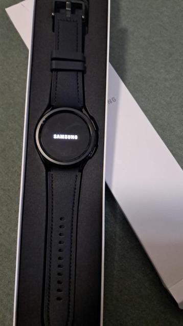 Samsung Galaxy Watch 6 Classic , nieuw in doos beschikbaar voor biedingen