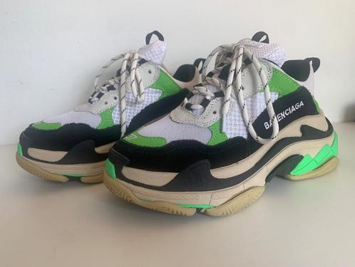 Balenciaga look sneaker zwart wit groen maat 37, Kleding | Dames, Schoenen, Zo goed als nieuw, Sneakers of Gympen, Zwart, Verzenden