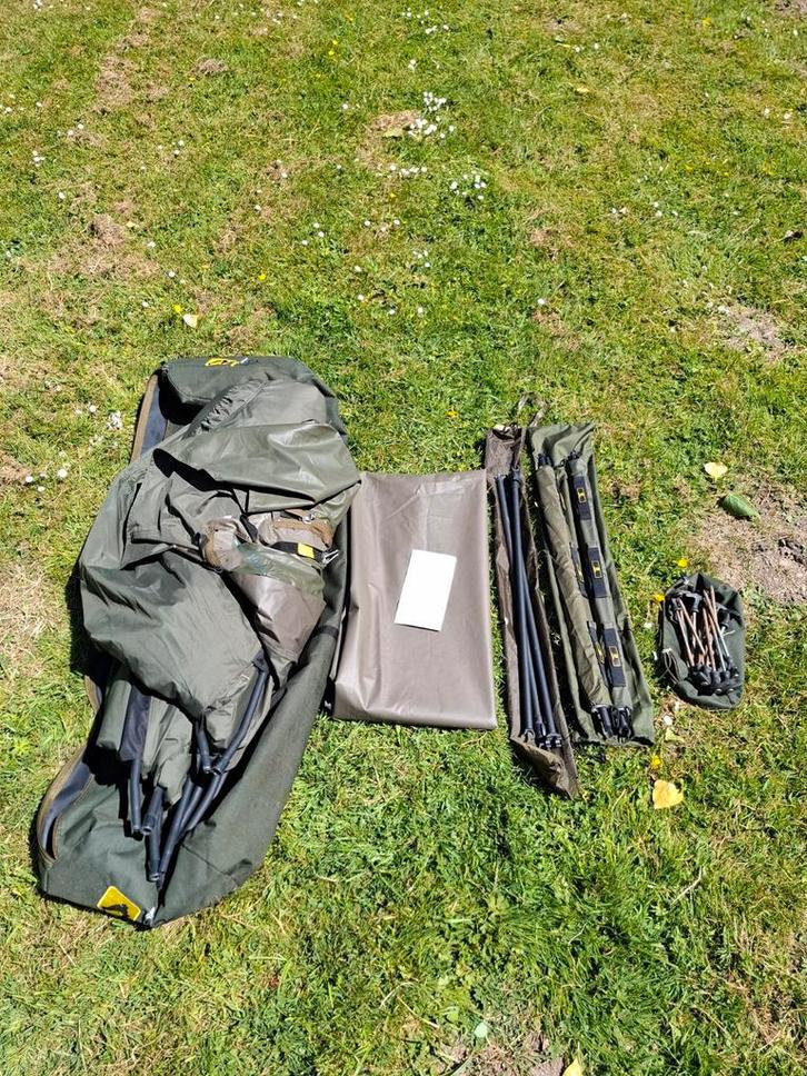 Karpertent Bivy met Slaapzak en Bed, Caravans en Kamperen, Tenten, tot en met 2, Zo goed als nieuw, Ophalen