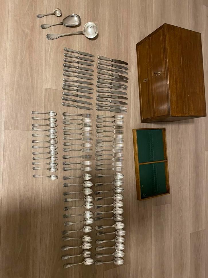 Verzilverd bestek Christofle Vendome 12 pers, Antiek en Kunst, Antiek | Bestek, Ophalen of Verzenden