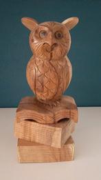 Fairtrade grote uil op boeken van hout, Antiek en Kunst, Ophalen of Verzenden