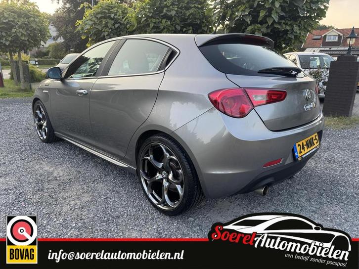 Alfa Romeo Giulietta 1.4 T Distinctive 5d 19 inch boekjes, Auto's, Alfa Romeo, Bedrijf, Te koop, Giulietta, ABS, Airbags, Airconditioning