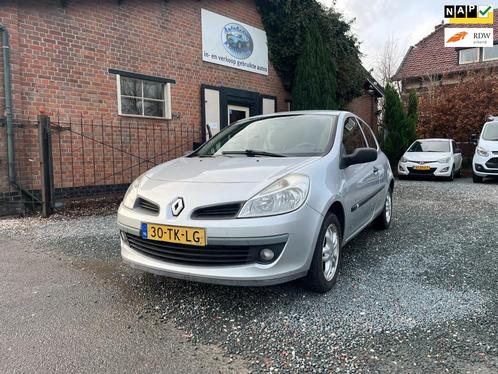 Renault Clio 1.2-16V Expression ( Airco + Nieuwe apk ), Auto's, Renault, Bedrijf, Te koop, Clio, ABS, Airbags, Airconditioning