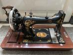 Mooie zeer oude hand Naaimachine SELECTA, Ophalen