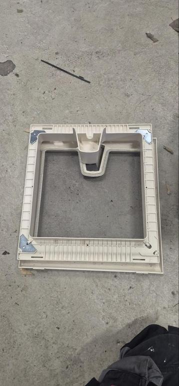 Fiamma Dakluik 28x28 Helder Crystal beschikbaar voor biedingen