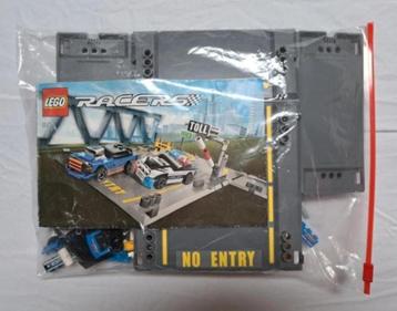 Lego 8197 Highway Chaos, Lego Racers beschikbaar voor biedingen