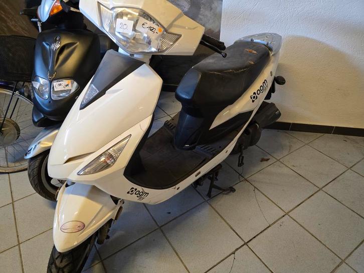 AGM Fly 25/4t, Fietsen en Brommers, Brommeronderdelen | Scooters, Gebruikt, Overige merken, Overige typen, Ophalen