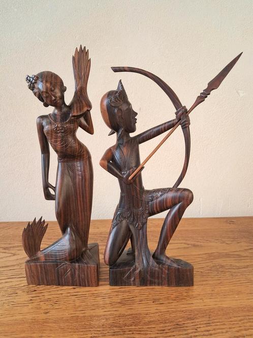 PITA MAHA Bali Indonesië Art Deco stijl beeldjes hardhout, Antiek en Kunst, Kunst | Beelden en Houtsnijwerken, Ophalen of Verzenden