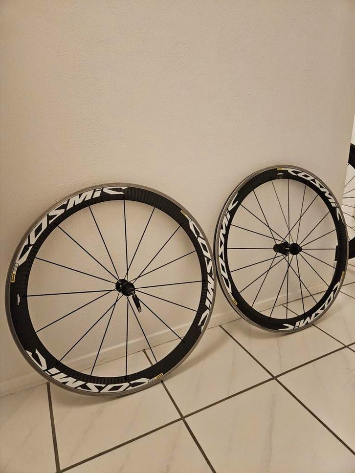Mavic cosmic carbon wielset (let op: achterwiel defect!), Fietsen en Brommers, Fietsen | Racefietsen, Zo goed als nieuw, Overige merken