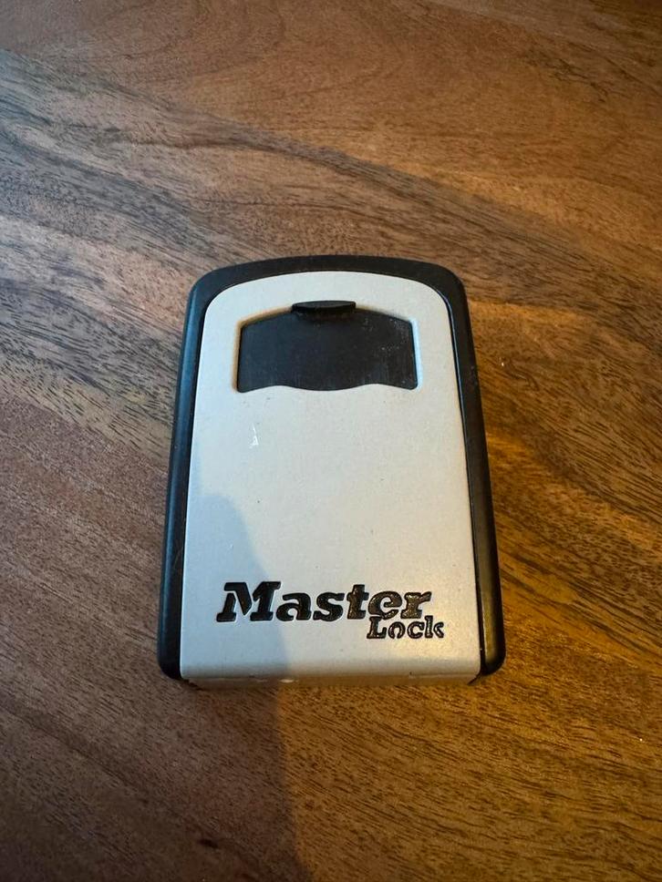 Master Lock Sleutelkluis, Doe-het-zelf en Verbouw, Hang- en Sluitwerk, Gebruikt, Slot, Overige materialen, Ophalen of Verzenden