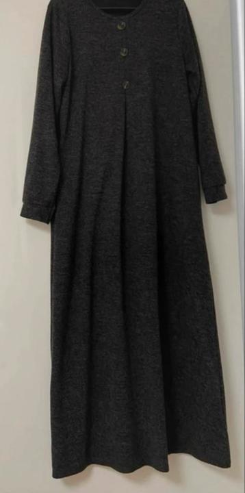 lange jurk / winterjurk met knopen maat M/L beschikbaar voor biedingen