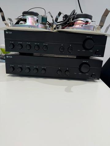 2x TOA mono amplifier met twee speakers beschikbaar voor biedingen