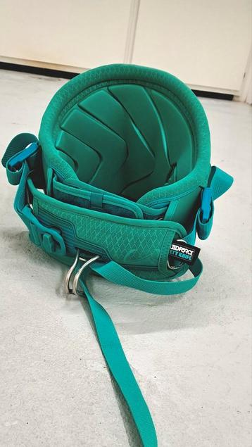 Liquidforce Kite Harnas Dames Maat M beschikbaar voor biedingen