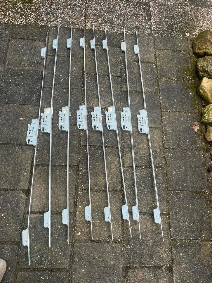 HMB Meerpuntsluiting 1700mm, Doe-het-zelf en Verbouw, Hang- en Sluitwerk, Zo goed als nieuw, Slot, Ophalen