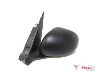 Buitenspiegel links van een Fiat 500L beschikbaar voor biedingen