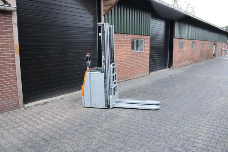 Still exv16 stapelaar nieuwe accu elektrische triplex freeli, Zakelijke goederen, Machines en Bouw | Heftrucks en Intern transport