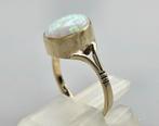 Gouden Vintage ring met edelsteen opaal. 2025/404., ., Ophalen of Verzenden, ., Met edelsteen