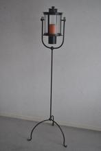Lantaarn met een staander, metaal, 180 cm hoog, Huis en Inrichting, Woonaccessoires | Kandelaars en Kaarsen, Ophalen, Gebruikt