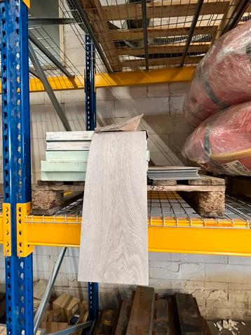 Plak PVC 38m2 mod roots midland oak 22929q beschikbaar voor biedingen