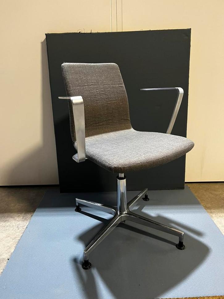 6X Labofa Groovy CC stoeltjes, Huis en Inrichting, Stoelen, Gebruikt, Vijf, Zes of meer stoelen, Metaal, Stof, Overige kleuren
