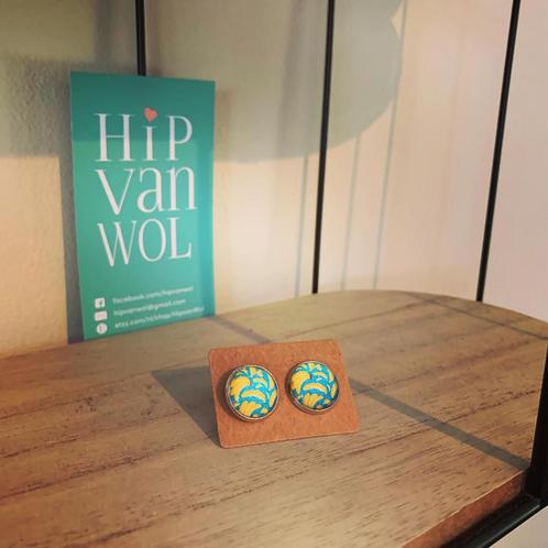 Bananen, Sieraden, Tassen en Uiterlijk, Oorbellen, Nieuw, Knopjes of Stekers, Overige materialen, Geel, Ophalen of Verzenden