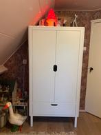 Grote Sebra kledingkast - 2 deuren + lade, Kinderen en Baby's, Ophalen, Kast, 105 cm of meer, Zo goed als nieuw