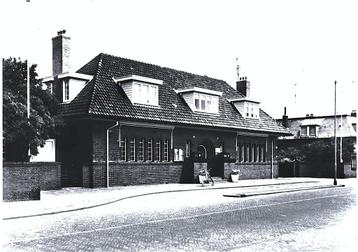 806159	Hoek van Holland	ZH 1969	Sekretarie Gemeente	Nette ou beschikbaar voor biedingen