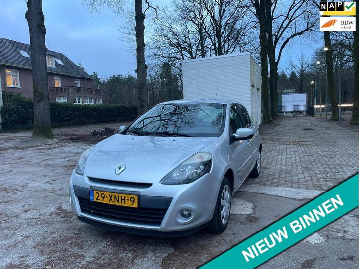 Renault Clio 1.2 Authentique, Auto's, Renault, Bedrijf, Te koop, Clio, ABS, Airbags, Airconditioning, Boordcomputer, Centrale vergrendeling