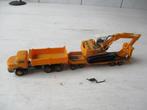 Kibri Mercedes Vrachtwagen met Oplegger en Graafmachine, Hobby en Vrije tijd, Modelauto's | 1:87, Ophalen, Zo goed als nieuw, Bus of Vrachtwagen