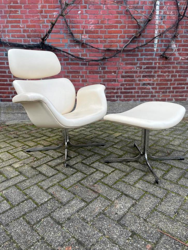 Artifort Fauteuil en hocker design Pierre Paulin Big Tulip, Huis en Inrichting, Fauteuils, Gebruikt, Metaal, 75 tot 100 cm, Ophalen of Verzenden