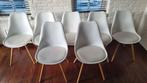 Set van 7 witte design stoelen met houten poten, Gebruikt, Wit, Modern, Vijf, Zes of meer stoelen