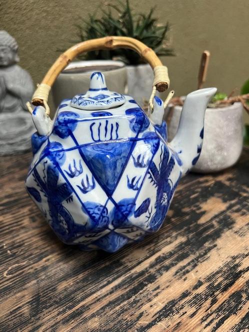 Chinese theepot porselein blauw wit aziatisch chinees hoekig, Huis en Inrichting, Keuken | Servies, Zo goed als nieuw, Overige typen