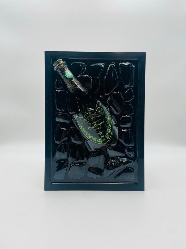 Dom Perignon Kunst - Gebroken Flessen Luminous, Antiek en Kunst, Kunst | Designobjecten, Ophalen of Verzenden
