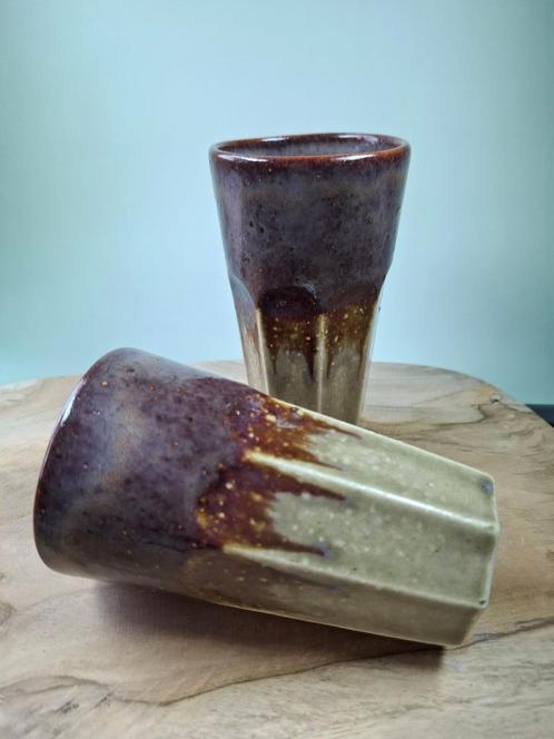 2 handgemaakte keramiek koffiebekers Merlot Large, Huis en Inrichting, Keuken | Servies, Nieuw, Kop(pen) en/of Schotel(s), Overige stijlen