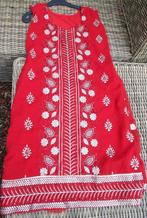 Oosters glamour rood jurkje bewerkt met borduursels! M, Kleding | Dames, Jurken, Maat 38/40 (M), Verzenden, Zo goed als nieuw