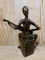MAN MET GITAAR / GITARIST/ bronzen beeld, Antiek en Kunst, Ophalen of Verzenden