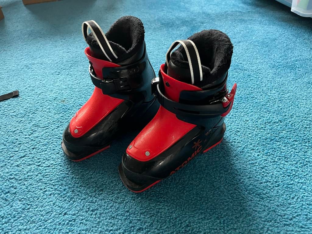 Skischoenen maat 17/18 - Goede staat, Schoenen, Ophalen of Verzenden, Zo goed als nieuw, Atomic