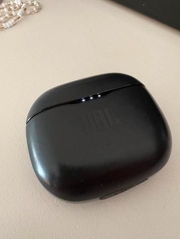 JBL TUNE 120TWS oordopjes beschikbaar voor biedingen