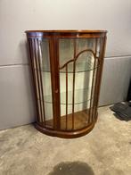 Art deco vitrine kastje, Ophalen